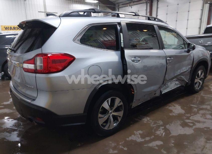 Photo 4 of 2021 Subaru Ascent PREMIUM (VIN 4S4WMAFDXM3420217)