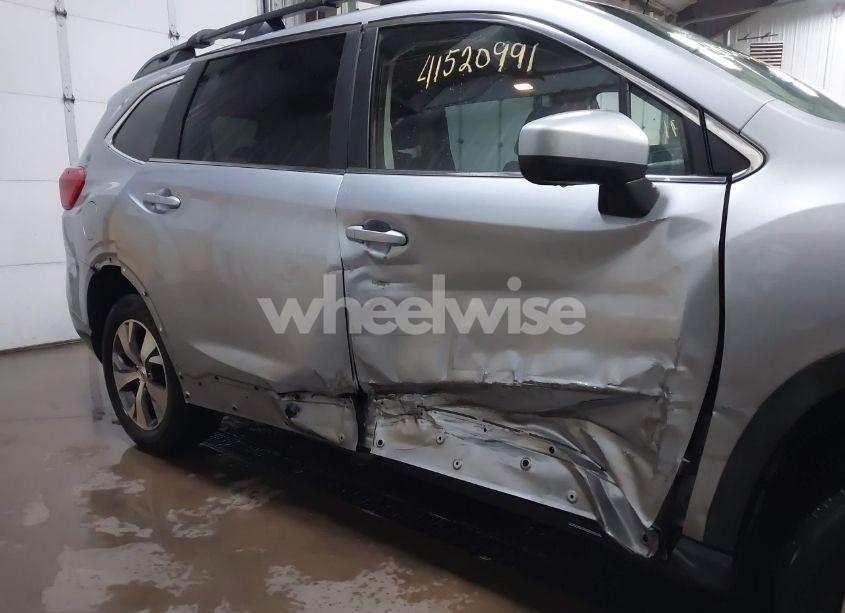 Photo 6 of 2021 Subaru Ascent PREMIUM (VIN 4S4WMAFDXM3420217)