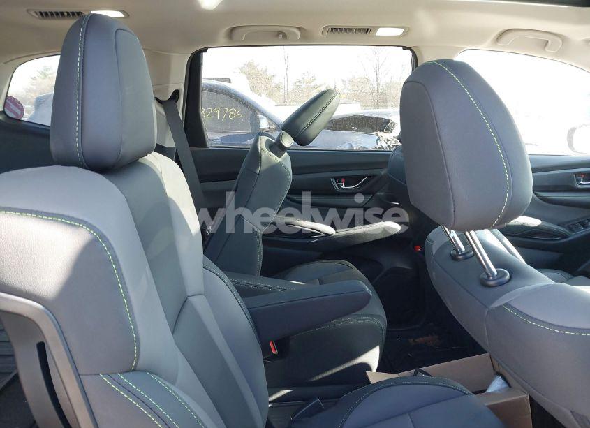 Photo 8 of 2024 Subaru Ascent (VIN 4S4WMAHDXR3447065)