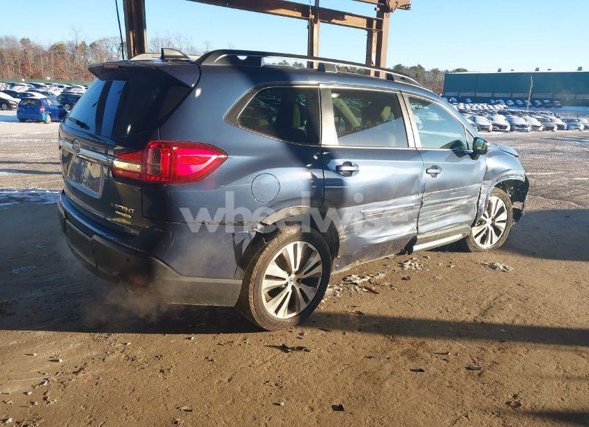 Photo 4 of 2019 Subaru Ascent LIMITED (VIN 4S4WMAJD1K3436505)