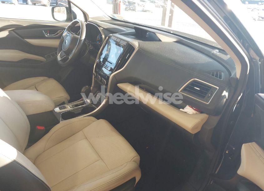 Photo 5 of 2019 Subaru Ascent LIMITED (VIN 4S4WMAJD1K3436505)