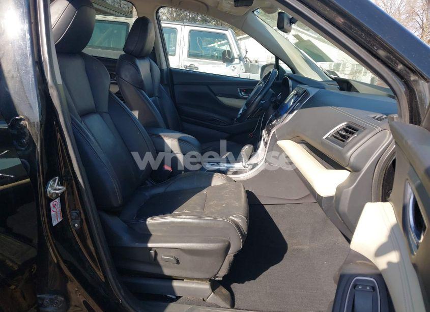 Photo 5 of 2019 Subaru Ascent LIMITED (VIN 4S4WMAJD1K3463428)