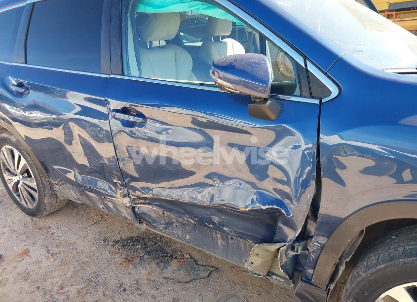 Photo 6 of 2019 Subaru Ascent LIMITED (VIN 4S4WMAJD2K3458870)