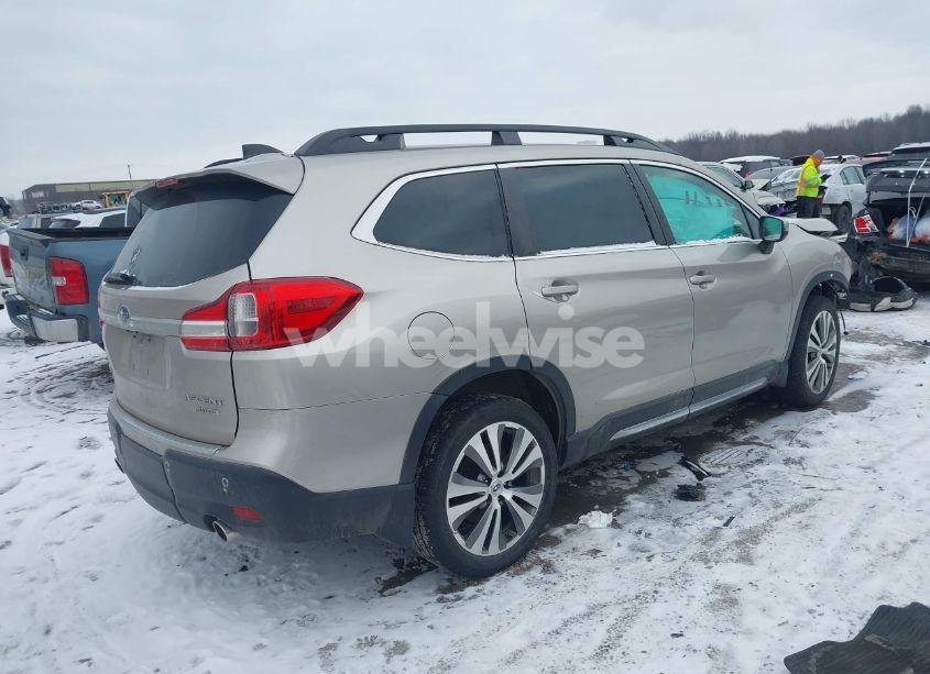 Photo 4 of 2020 Subaru Ascent LIMITED (VIN 4S4WMAJD3L3415950)