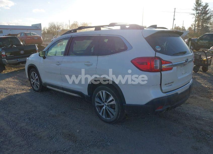 Photo 3 of 2019 Subaru Ascent LIMITED (VIN 4S4WMAJD4K3452603)