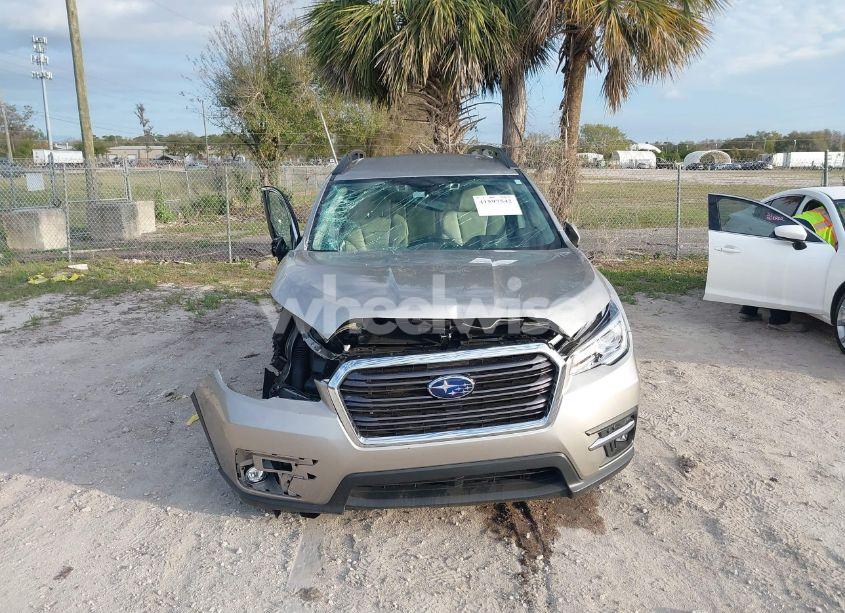 Photo 12 of 2019 Subaru Ascent LIMITED (VIN 4S4WMAJD6K3489569)