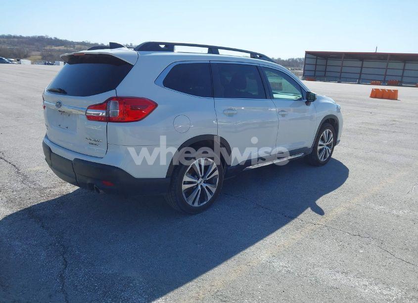Photo 4 of 2022 Subaru Ascent LIMITED (VIN 4S4WMAKD3N3430739)
