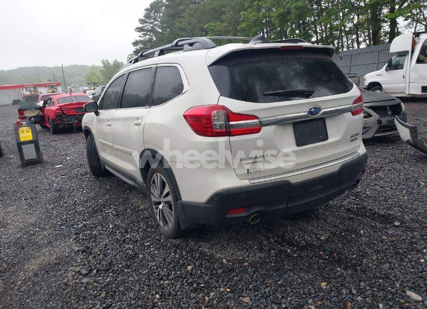 Photo 3 of 2019 Subaru Ascent LIMITED (VIN 4S4WMALD2K3467906)