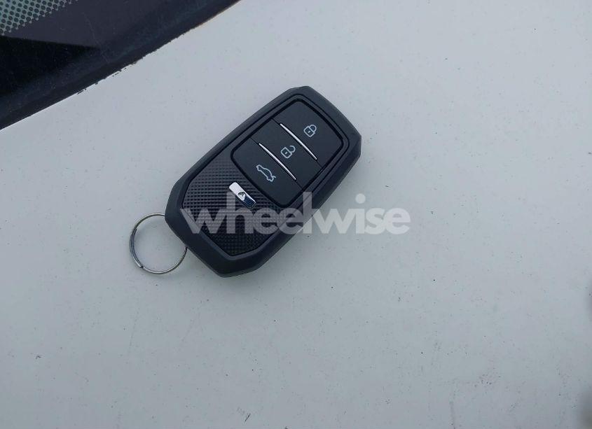 Photo 11 of 2021 Subaru Ascent LIMITED (VIN 4S4WMALD3M3405594)