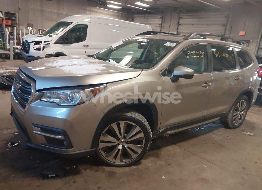 Photo 2 of 2019 Subaru Ascent LIMITED (VIN 4S4WMALD8K3427085)