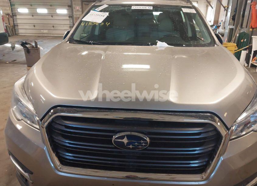 Photo 6 of 2019 Subaru Ascent LIMITED (VIN 4S4WMALD8K3427085)