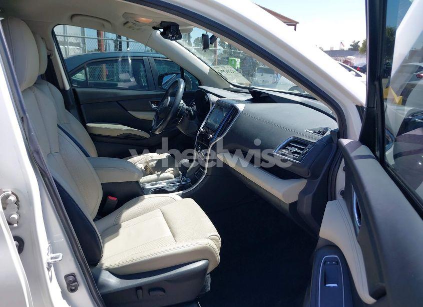 Photo 5 of 2022 Subaru Ascent LIMITED (VIN 4S4WMAMD1N3466572)