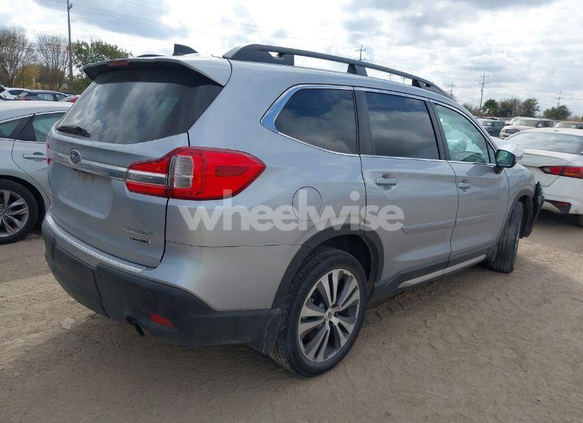Photo 4 of 2021 Subaru Ascent LIMITED (VIN 4S4WMAMD3M3404380)