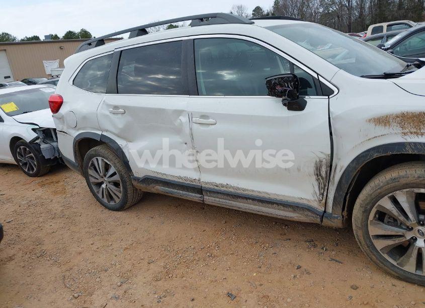 Photo 6 of 2020 Subaru Ascent LIMITED (VIN 4S4WMAMD4L3403009)