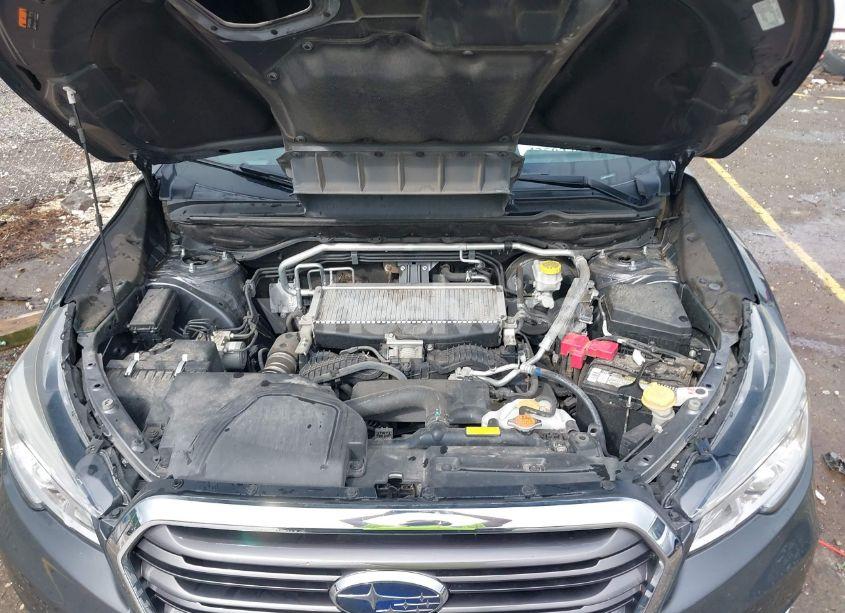 Photo 10 of 2019 Subaru Ascent LIMITED (VIN 4S4WMAPD0K3442416)