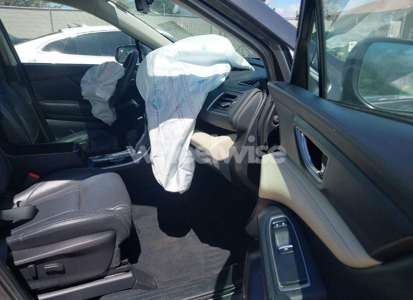 Photo 5 of 2020 Subaru Ascent LIMITED (VIN 4S4WMAPD0L3431501)