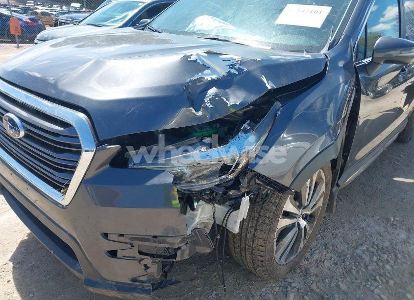 Photo 6 of 2020 Subaru Ascent LIMITED (VIN 4S4WMAPD0L3431501)