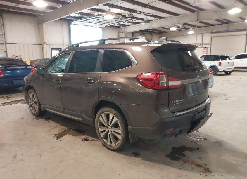 Photo 3 of 2019 Subaru Ascent LIMITED (VIN 4S4WMAPD1K3429321)