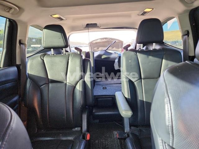 Photo 2 of 2019 SUBARU ASCENT LIMITED N/A (VIN 4S4WMAPD1K3485288)