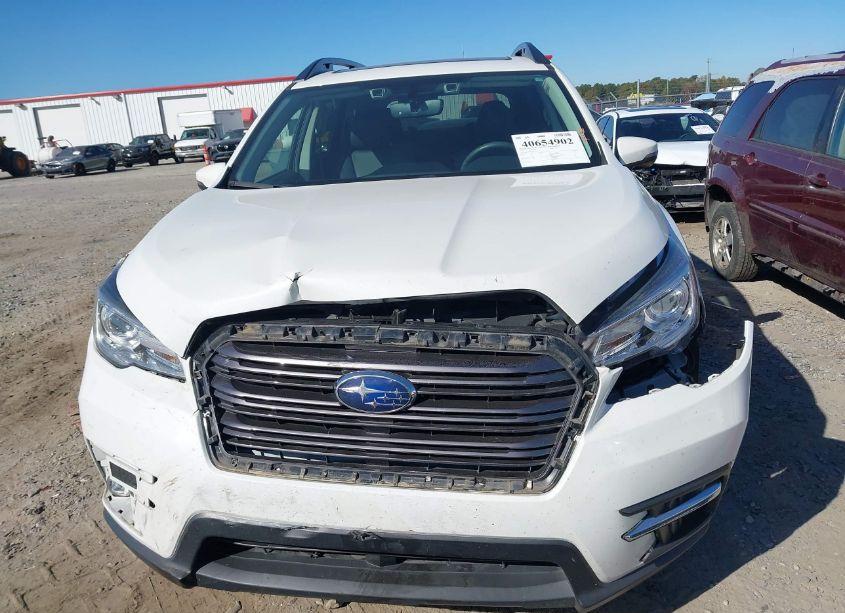 Photo 12 of 2021 Subaru Ascent LIMITED (VIN 4S4WMAPD1M3454030)