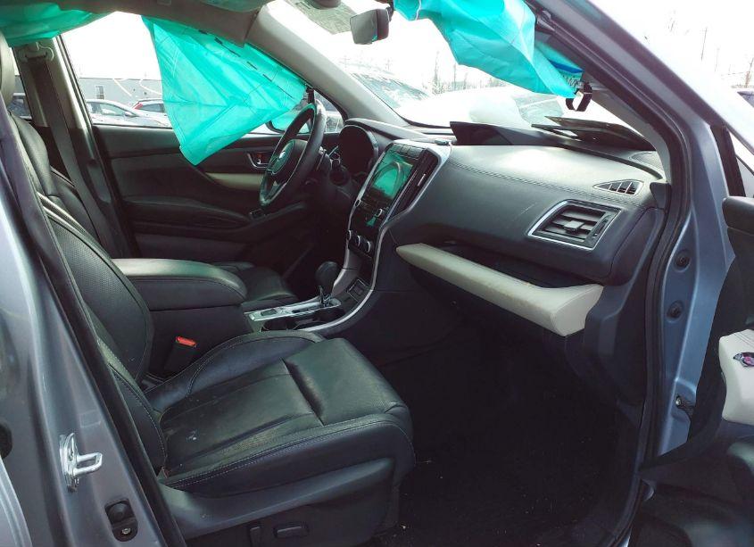 Photo 5 of 2021 Subaru Ascent LIMITED (VIN 4S4WMAPD2M3456627)