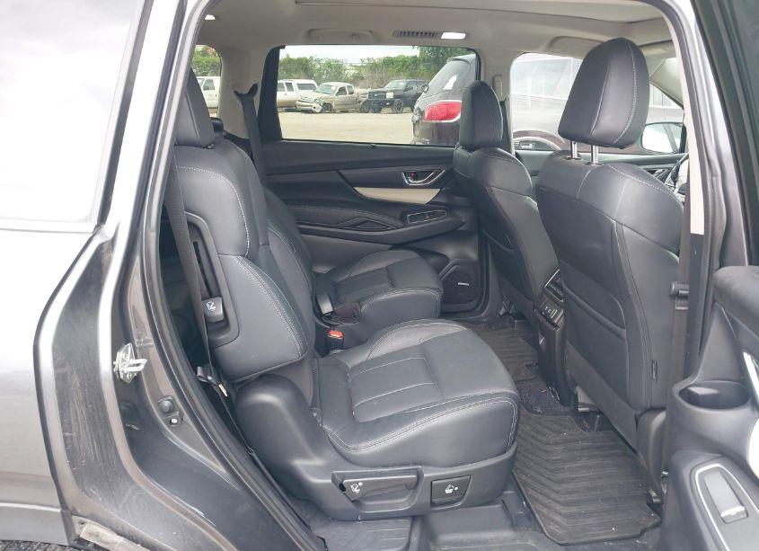Photo 8 of 2021 Subaru Ascent LIMITED (VIN 4S4WMAPD3M3414791)