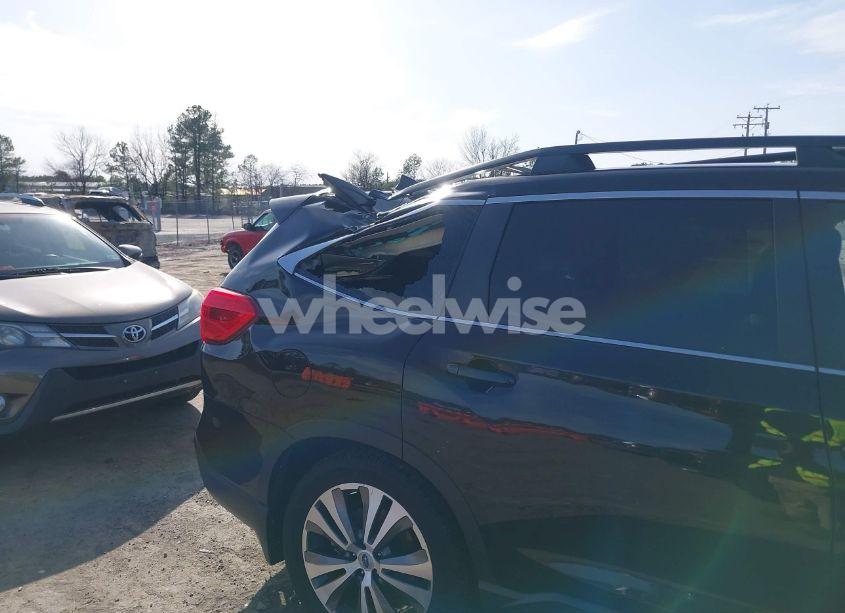 Photo 6 of 2021 Subaru Ascent LIMITED (VIN 4S4WMAPD3M3462291)