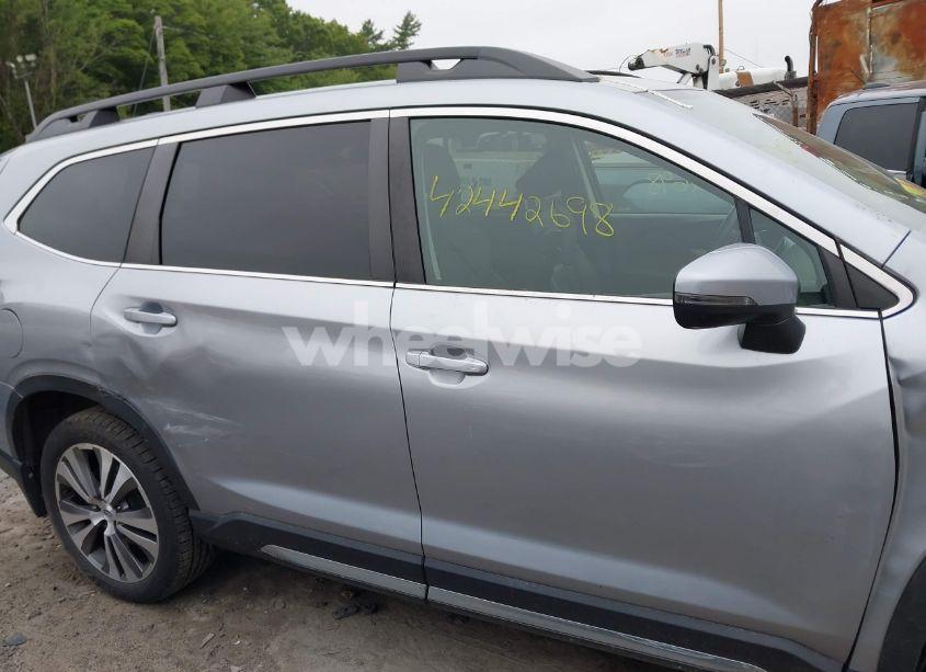 Photo 13 of 2021 Subaru Ascent LIMITED (VIN 4S4WMAPD5M3465998)