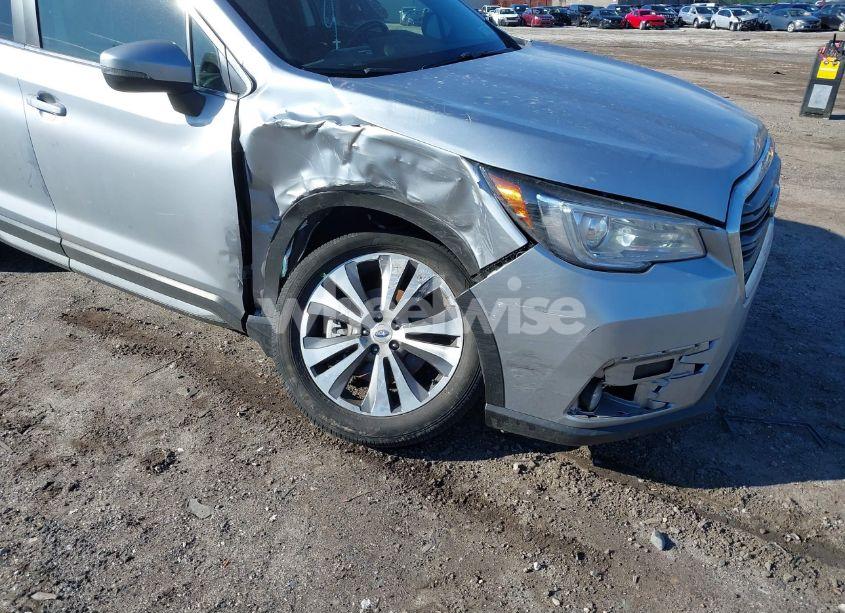 Photo 6 of 2022 Subaru Ascent LIMITED (VIN 4S4WMAPD6N3452789)