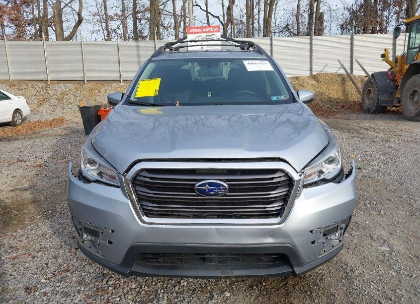 Photo 13 of 2019 Subaru Ascent LIMITED (VIN 4S4WMAPD7K3449640)