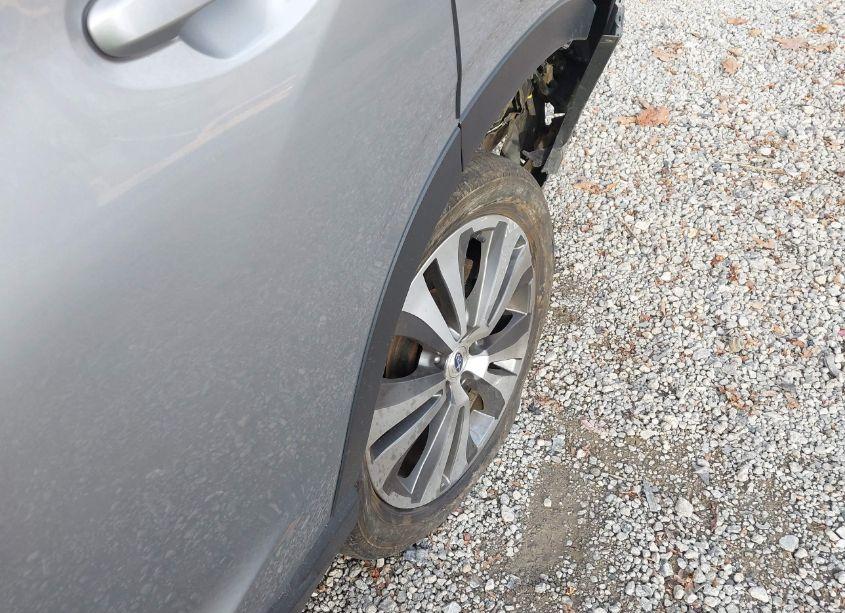 Photo 18 of 2019 Subaru Ascent LIMITED (VIN 4S4WMAPD7K3449640)