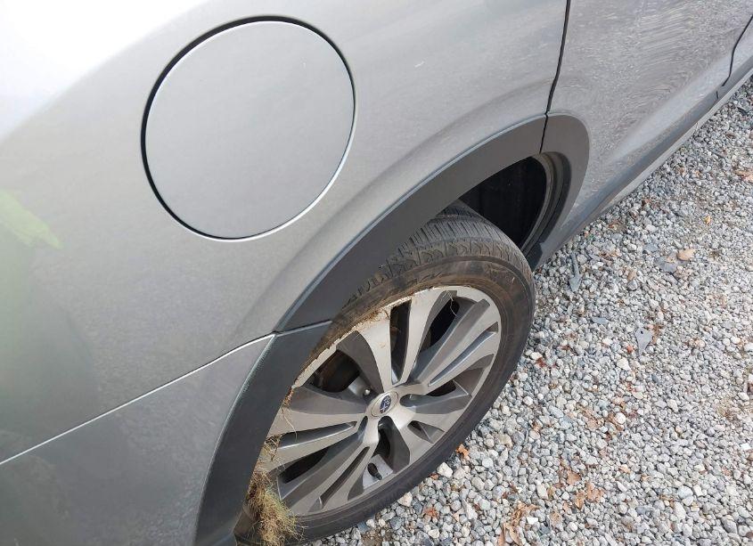 Photo 19 of 2019 Subaru Ascent LIMITED (VIN 4S4WMAPD7K3449640)