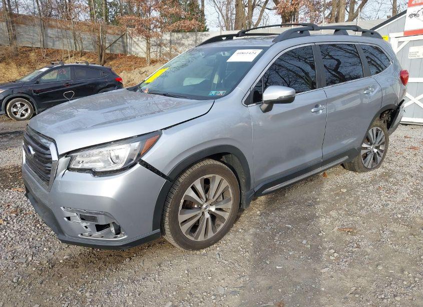 Photo 2 of 2019 Subaru Ascent LIMITED (VIN 4S4WMAPD7K3449640)