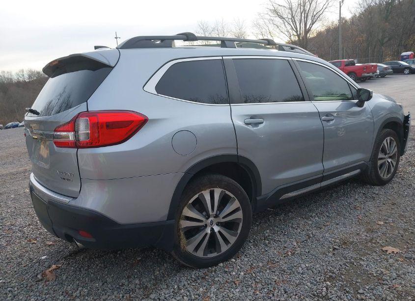 Photo 4 of 2019 Subaru Ascent LIMITED (VIN 4S4WMAPD7K3449640)
