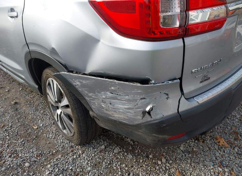 Photo 6 of 2019 Subaru Ascent LIMITED (VIN 4S4WMAPD7K3449640)