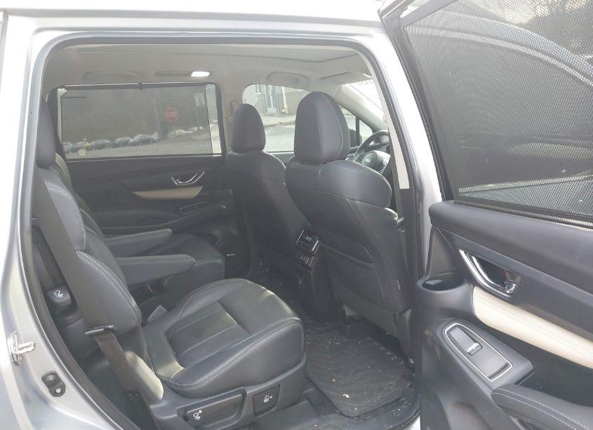 Photo 8 of 2019 Subaru Ascent LIMITED (VIN 4S4WMAPD7K3449640)
