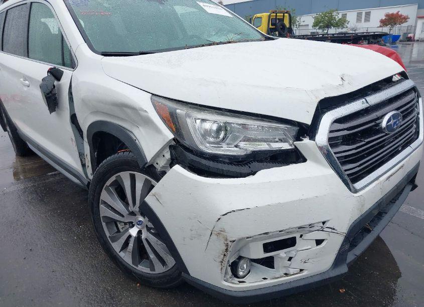 Photo 18 of 2019 Subaru Ascent LIMITED (VIN 4S4WMAPD8K3438114)