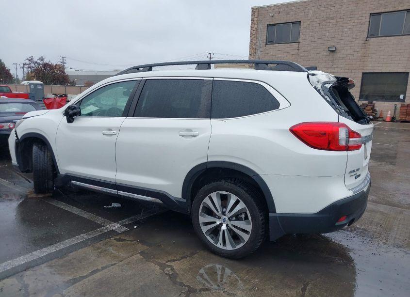 Photo 3 of 2019 Subaru Ascent LIMITED (VIN 4S4WMAPD8K3438114)