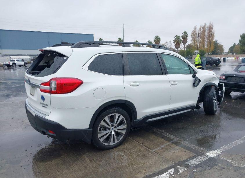 Photo 4 of 2019 Subaru Ascent LIMITED (VIN 4S4WMAPD8K3438114)
