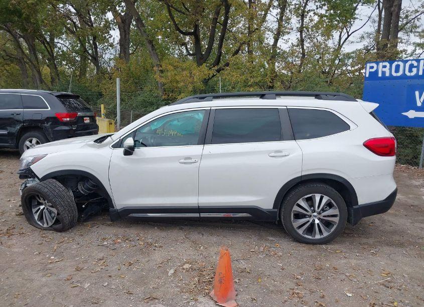 Photo 15 of 2021 Subaru Ascent LIMITED (VIN 4S4WMAPD8M3438861)