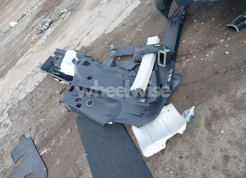 Photo 12 of 2022 Subaru Ascent LIMITED (VIN 4S4WMAPD8N3461400)