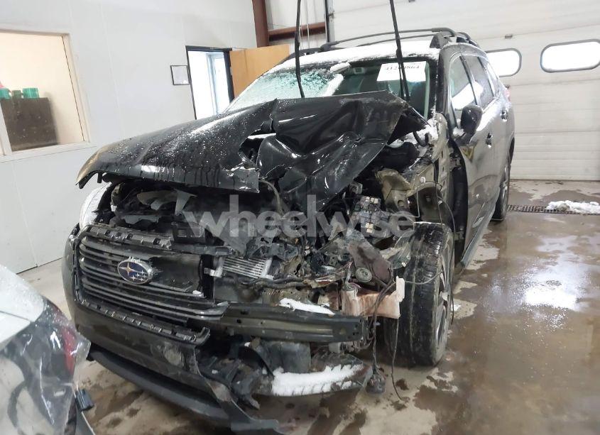 Photo 13 of 2019 Subaru Ascent LIMITED (VIN 4S4WMAPD9K3456573)