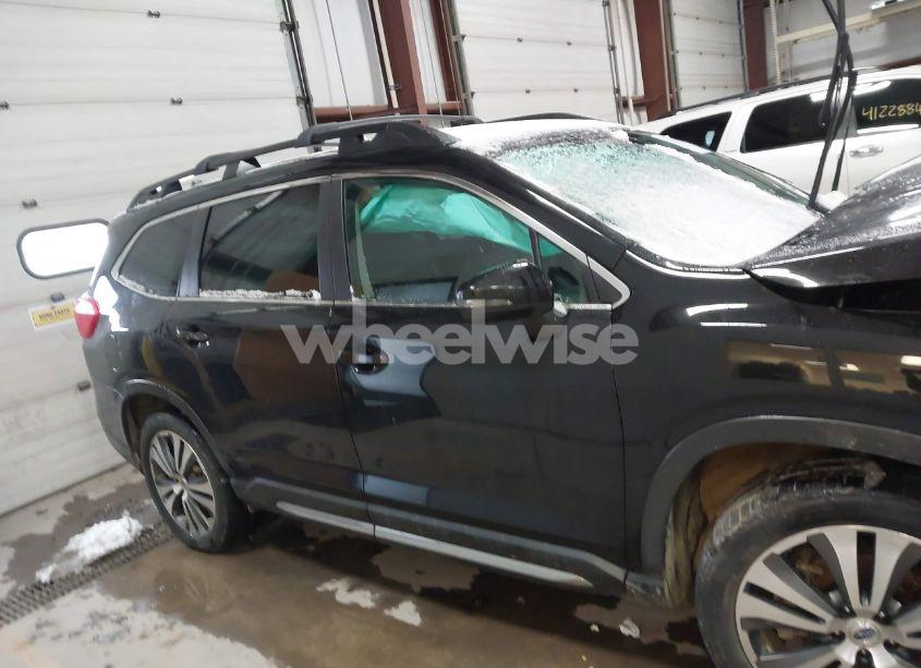 Photo 14 of 2019 Subaru Ascent LIMITED (VIN 4S4WMAPD9K3456573)