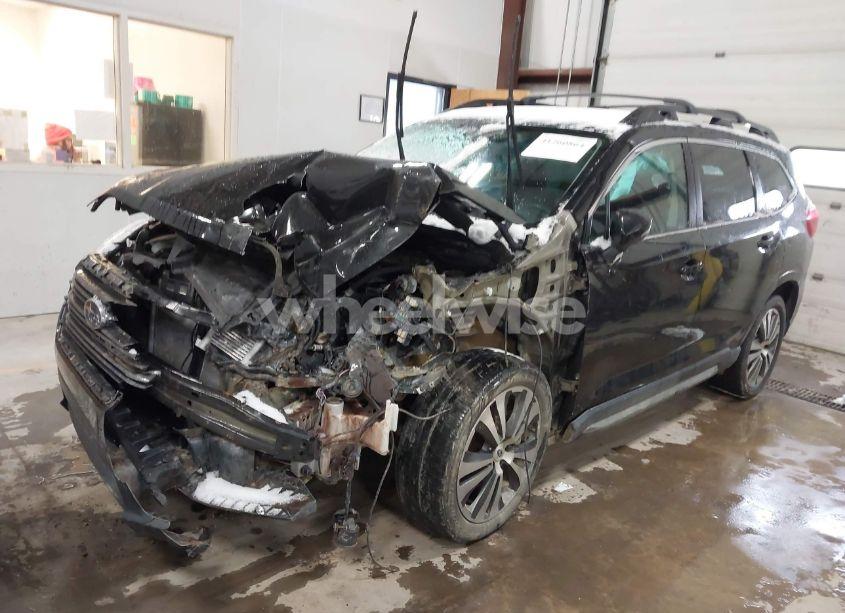 Photo 2 of 2019 Subaru Ascent LIMITED (VIN 4S4WMAPD9K3456573)