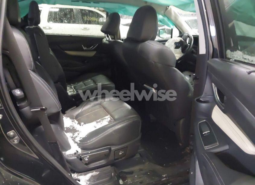 Photo 8 of 2019 Subaru Ascent LIMITED (VIN 4S4WMAPD9K3456573)