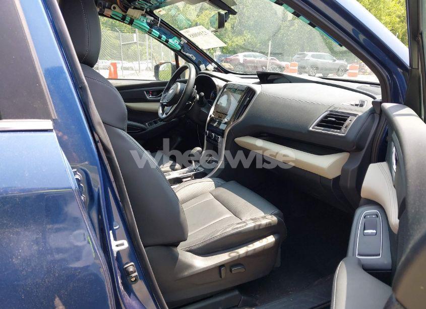 Photo 5 of 2021 Subaru Ascent LIMITED (VIN 4S4WMAPD9M3462702)