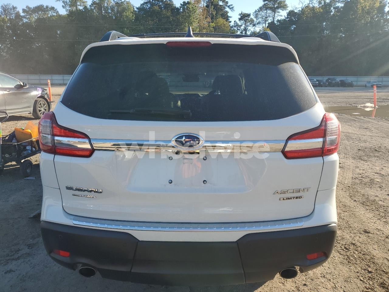 Photo 6 of 2022 SUBARU ASCENT LIMITED (VIN 4S4WMAPD9N3447537)