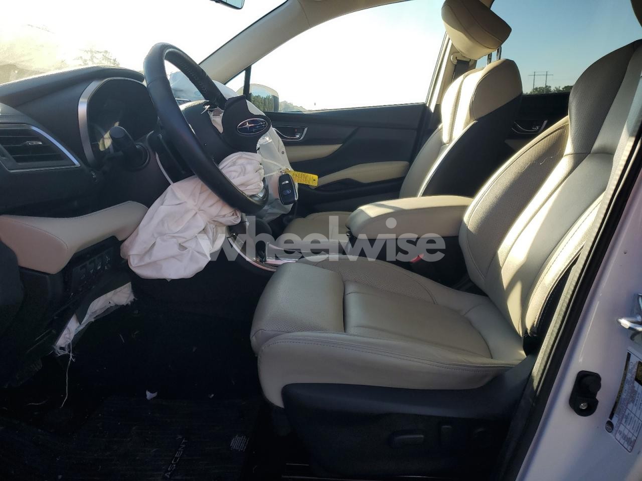Photo 7 of 2022 SUBARU ASCENT LIMITED (VIN 4S4WMAPD9N3447537)