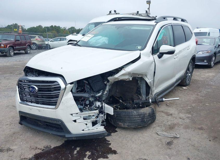 Photo 2 of 2022 Subaru Ascent LIMITED (VIN 4S4WMAPDXN3462080)