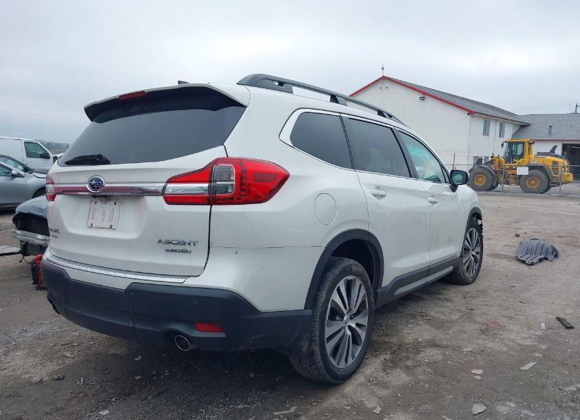 Photo 4 of 2022 Subaru Ascent LIMITED (VIN 4S4WMAPDXN3462080)